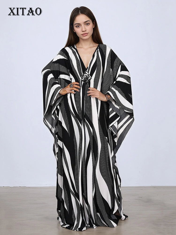 XITAO Contrast Color V-neck Dress Casual Loose Fitting A-line Batwing Sleeve Fashion Personality Summer Women Dress GJ1148
